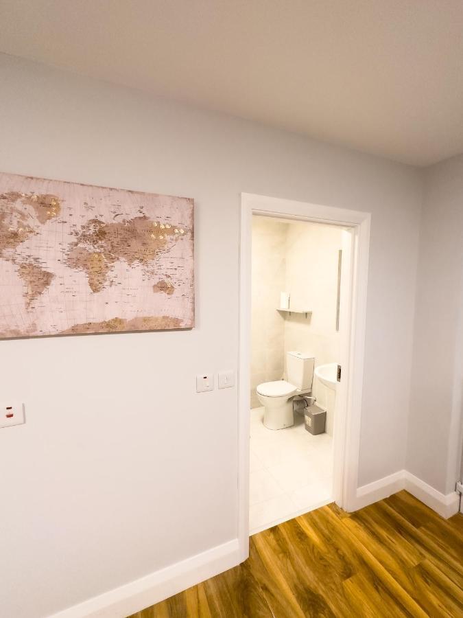 Entire Cozy Guest House 골웨이 외부 사진
