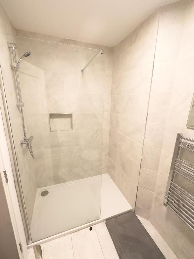 Entire Cozy Guest House 골웨이 외부 사진